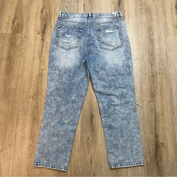Almost Famous Womens Jeans Size 13 Straight Distressed Acid Wash Juniors Blue - Picture 12 of 16